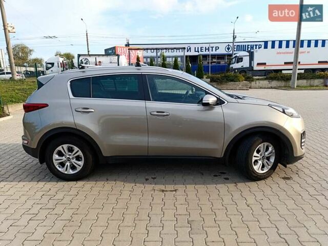 Киа Sportage, объемом двигателя 1.69 л и пробегом 166 тыс. км за 17900 $, фото 2 на Automoto.ua