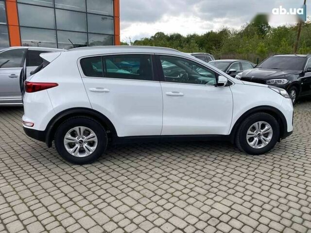 Киа Sportage, объемом двигателя 1.7 л и пробегом 212 тыс. км за 16800 $, фото 7 на Automoto.ua