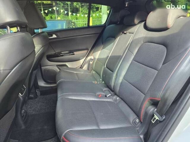 Киа Sportage, объемом двигателя 2 л и пробегом 93 тыс. км за 25999 $, фото 17 на Automoto.ua