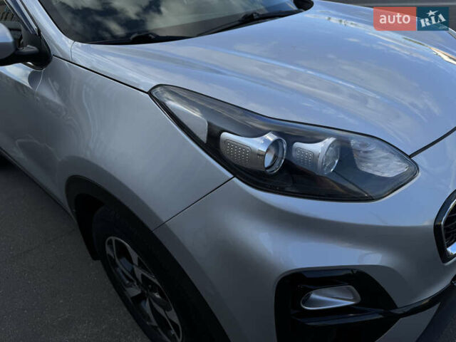 Киа Sportage 2018 в Белой Церкве на Automoto.ua Киа Sportage, объемом двигателя 1.59 л и пробегом 82 тыс. км за 18000 $, фото 4 на Automoto.ua