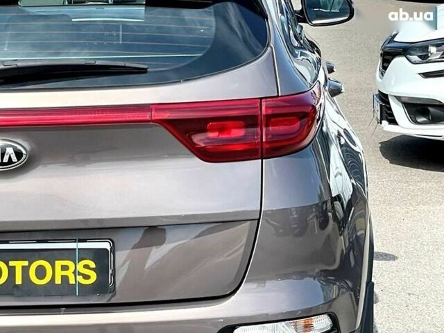 Киа Sportage, объемом двигателя 1.6 л и пробегом 173 тыс. км за 14700 $, фото 17 на Automoto.ua