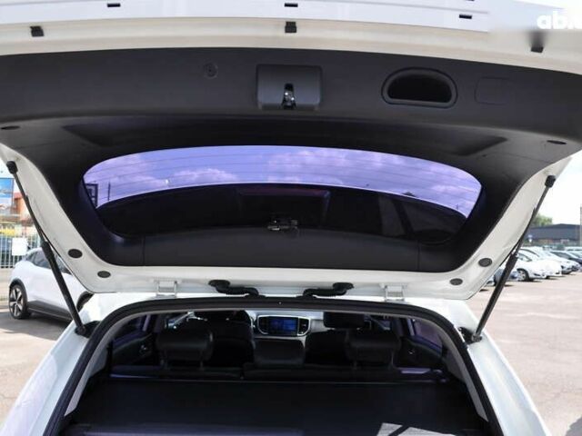 Киа Sportage, объемом двигателя 2 л и пробегом 165 тыс. км за 21000 $, фото 23 на Automoto.ua