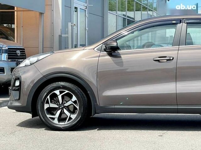 Киа Sportage, объемом двигателя 1.6 л и пробегом 173 тыс. км за 14700 $, фото 10 на Automoto.ua
