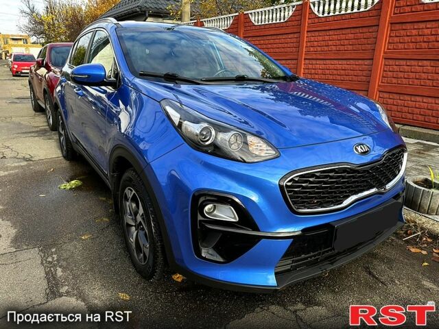 Киа Sportage, объемом двигателя 1.6 л и пробегом 64 тыс. км за 18999 $, фото 2 на Automoto.ua