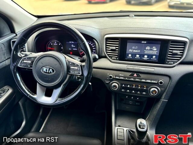 Кіа Sportage, об'ємом двигуна 1.6 л та пробігом 146 тис. км за 16800 $, фото 6 на Automoto.ua