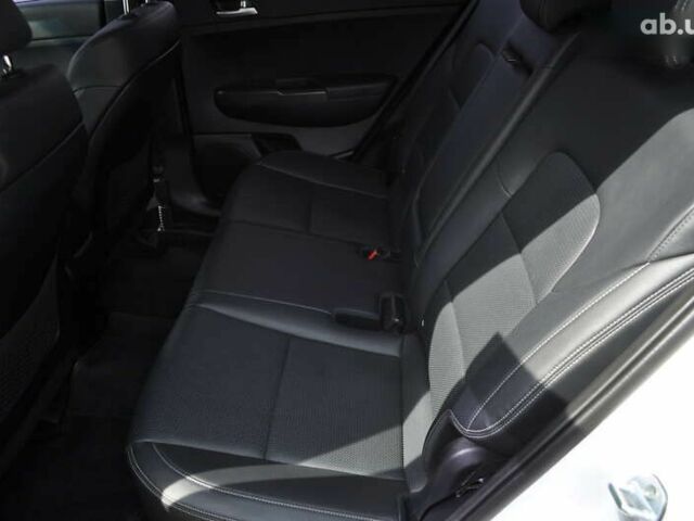 Киа Sportage, объемом двигателя 2 л и пробегом 165 тыс. км за 21000 $, фото 28 на Automoto.ua