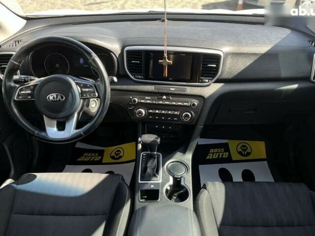 Киа Sportage, объемом двигателя 1.6 л и пробегом 76 тыс. км за 18600 $, фото 8 на Automoto.ua