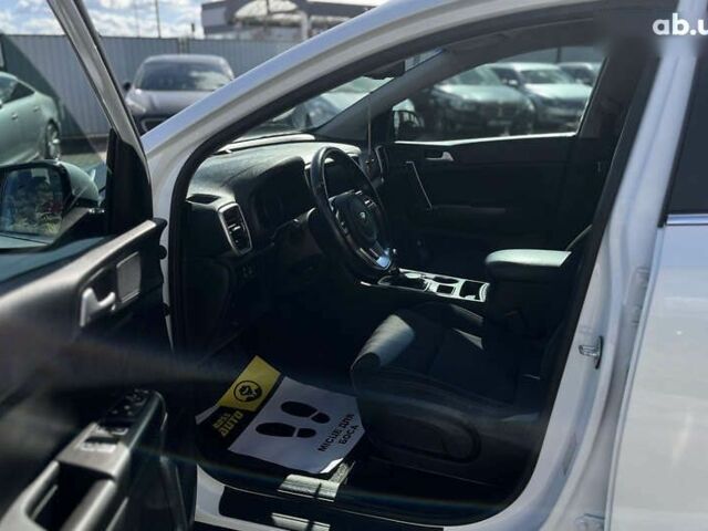 Киа Sportage, объемом двигателя 1.6 л и пробегом 76 тыс. км за 18600 $, фото 14 на Automoto.ua