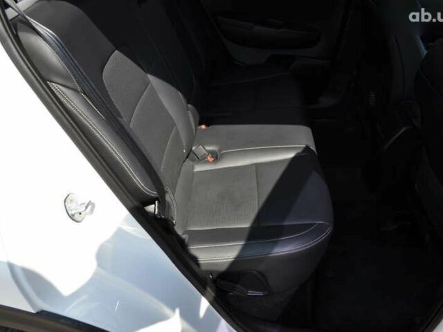 Киа Sportage, объемом двигателя 2 л и пробегом 165 тыс. км за 21000 $, фото 28 на Automoto.ua