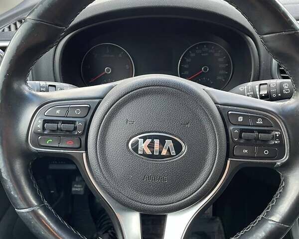 Киа Sportage, объемом двигателя 1.59 л и пробегом 80 тыс. км за 19000 $, фото 6 на Automoto.ua