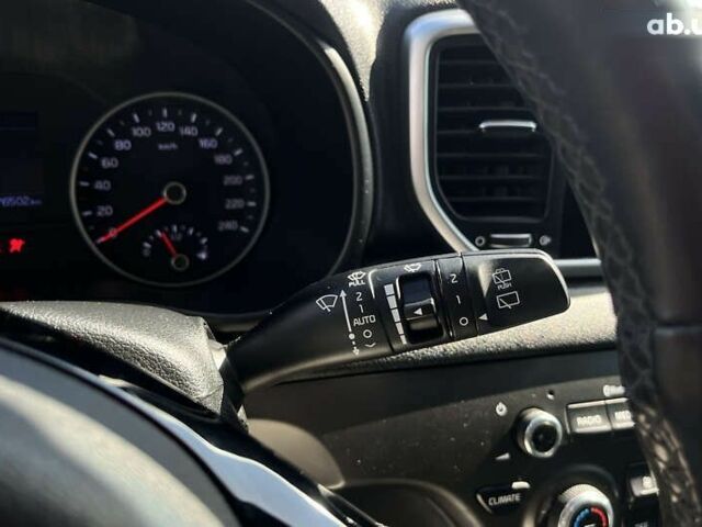 Киа Sportage, объемом двигателя 1.6 л и пробегом 76 тыс. км за 18600 $, фото 16 на Automoto.ua