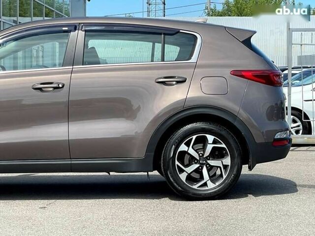 Киа Sportage, объемом двигателя 1.6 л и пробегом 173 тыс. км за 14700 $, фото 11 на Automoto.ua