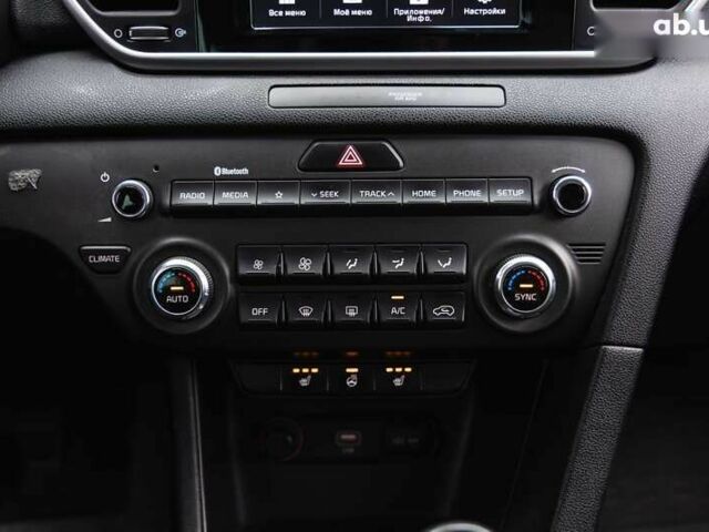 Киа Sportage, объемом двигателя 1.6 л и пробегом 141 тыс. км за 17500 $, фото 20 на Automoto.ua
