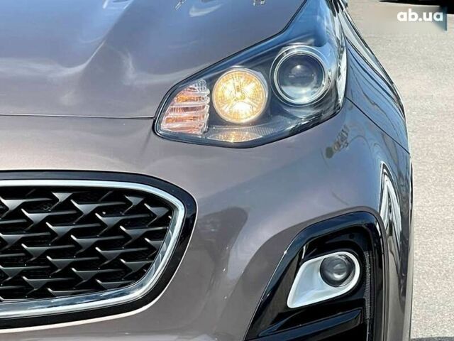 Киа Sportage, объемом двигателя 1.6 л и пробегом 173 тыс. км за 14700 $, фото 9 на Automoto.ua