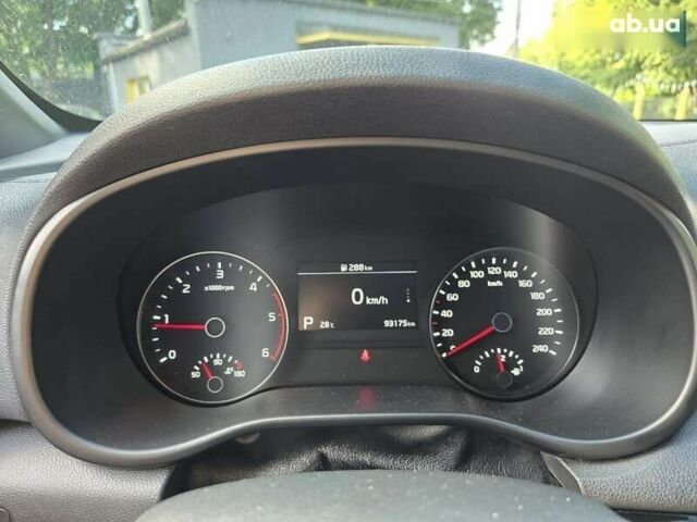 Кіа Sportage, об'ємом двигуна 2 л та пробігом 93 тис. км за 25000 $, фото 24 на Automoto.ua