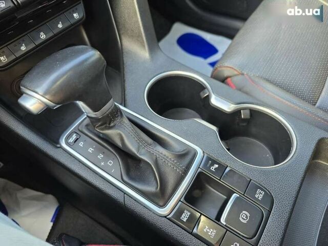 Кіа Sportage, об'ємом двигуна 2 л та пробігом 93 тис. км за 25000 $, фото 29 на Automoto.ua