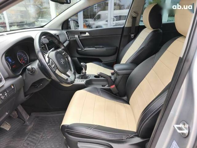 Киа Sportage, объемом двигателя 1.6 л и пробегом 166 тыс. км за 16300 $, фото 9 на Automoto.ua