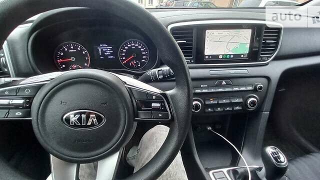 Киа Sportage, объемом двигателя 1.59 л и пробегом 35 тыс. км за 17800 $, фото 8 на Automoto.ua