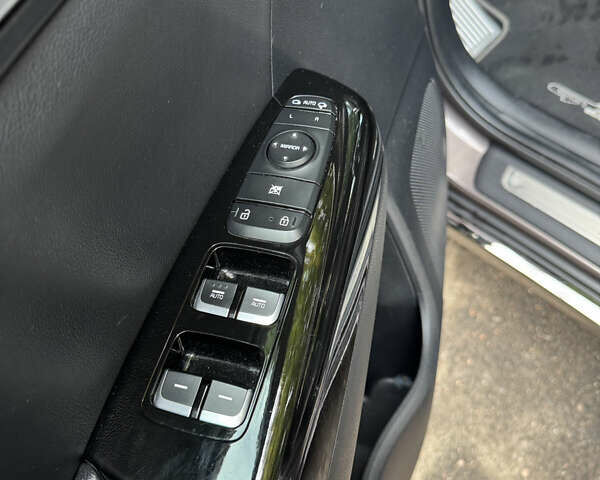 Киа Sportage, объемом двигателя 2 л и пробегом 95 тыс. км за 27000 $, фото 24 на Automoto.ua