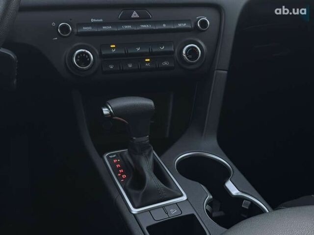 Киа Sportage, объемом двигателя 1.6 л и пробегом 13 тыс. км за 20900 $, фото 26 на Automoto.ua