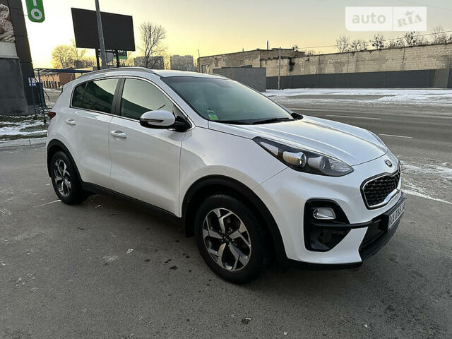 Киа Sportage, объемом двигателя 1.6 л и пробегом 32 тыс. км за 21500 $, фото 1 на Automoto.ua