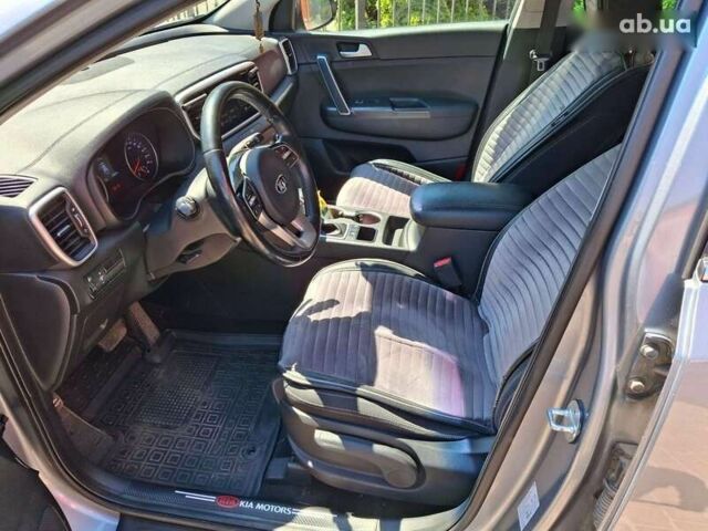 Кіа Sportage, об'ємом двигуна 1.6 л та пробігом 108 тис. км за 19200 $, фото 11 на Automoto.ua