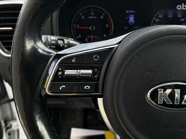 Киа Sportage, объемом двигателя 1.6 л и пробегом 127 тыс. км за 20500 $, фото 13 на Automoto.ua