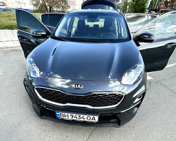 Киа Sportage, объемом двигателя 1.59 л и пробегом 28 тыс. км за 20000 $, фото 2 на Automoto.ua