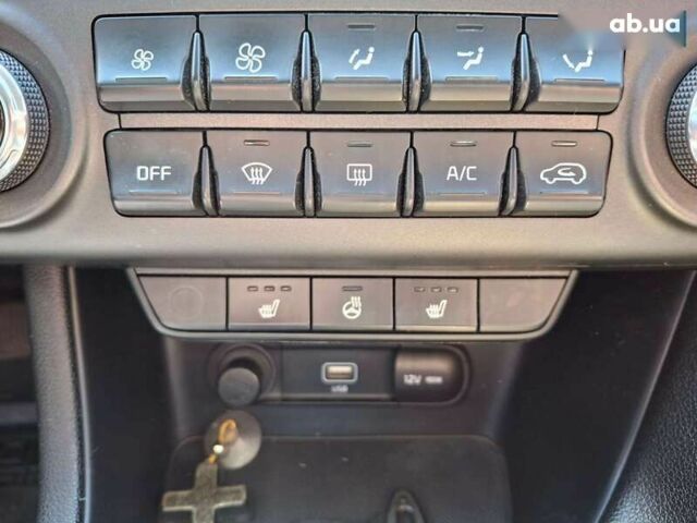 Кіа Sportage, об'ємом двигуна 1.6 л та пробігом 108 тис. км за 19200 $, фото 26 на Automoto.ua