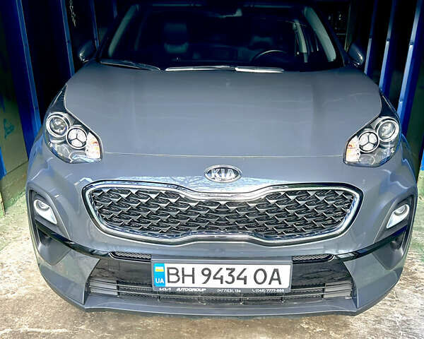 Киа Sportage, объемом двигателя 1.59 л и пробегом 28 тыс. км за 20000 $, фото 9 на Automoto.ua