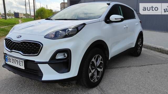 Кіа Sportage, об'ємом двигуна 1.59 л та пробігом 48 тис. км за 19500 $, фото 9 на Automoto.ua