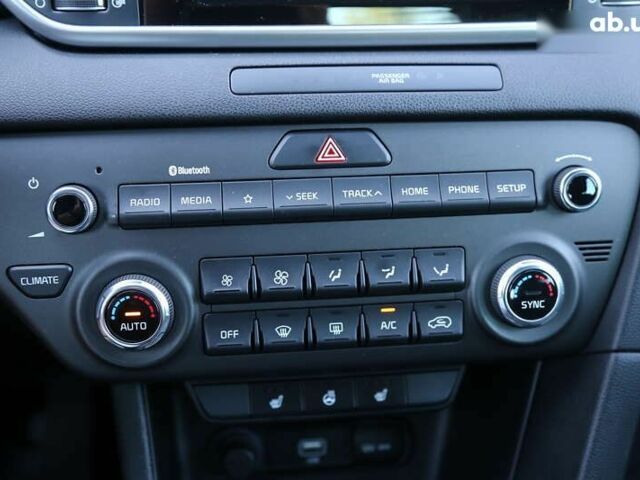 Киа Sportage, объемом двигателя 1.6 л и пробегом 90 тыс. км за 19900 $, фото 18 на Automoto.ua