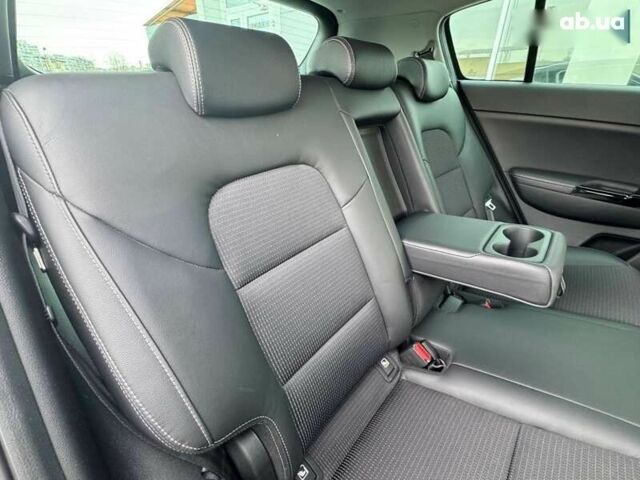 Киа Sportage, объемом двигателя 2 л и пробегом 57 тыс. км за 25900 $, фото 13 на Automoto.ua
