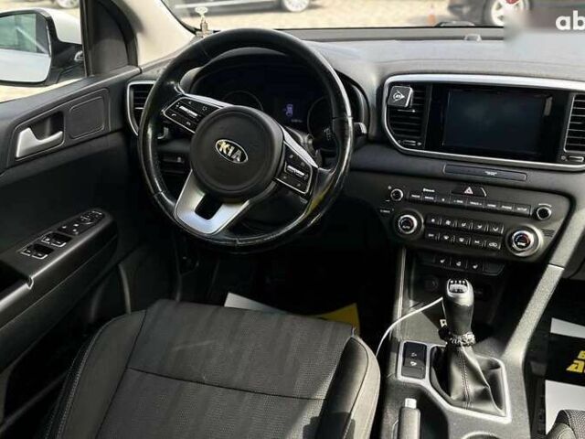 Киа Sportage, объемом двигателя 1.6 л и пробегом 127 тыс. км за 20500 $, фото 17 на Automoto.ua