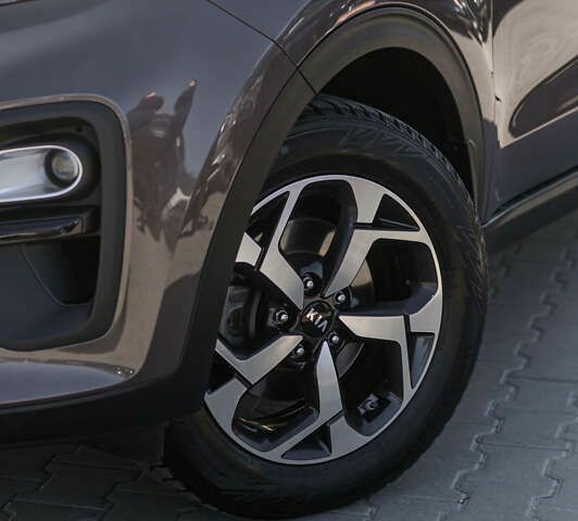 Киа Sportage, объемом двигателя 1.6 л и пробегом 54 тыс. км за 20900 $, фото 4 на Automoto.ua