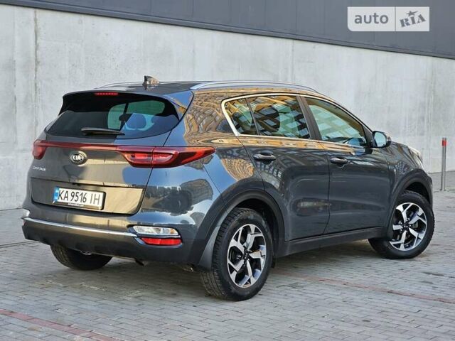 Киа Sportage, объемом двигателя 1.59 л и пробегом 100 тыс. км за 18700 $, фото 4 на Automoto.ua