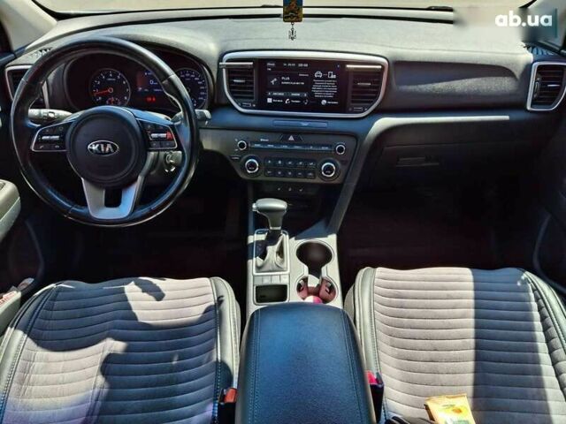 Кіа Sportage, об'ємом двигуна 1.6 л та пробігом 108 тис. км за 19200 $, фото 16 на Automoto.ua