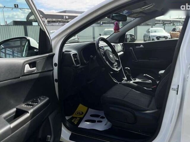 Киа Sportage, объемом двигателя 1.6 л и пробегом 127 тыс. км за 20500 $, фото 8 на Automoto.ua