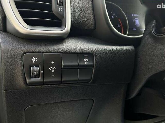 Киа Sportage, объемом двигателя 1.6 л и пробегом 127 тыс. км за 20500 $, фото 10 на Automoto.ua