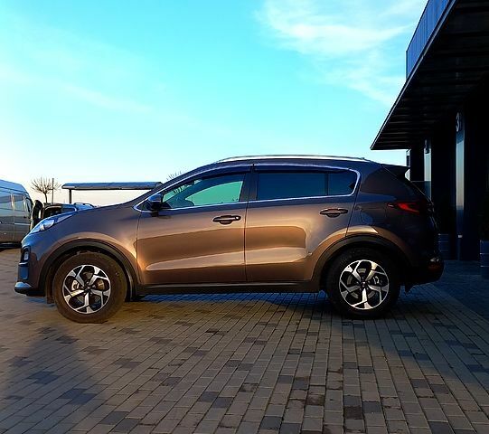 Кіа Sportage, об'ємом двигуна 1.6 л та пробігом 39 тис. км за 19200 $, фото 3 на Automoto.ua