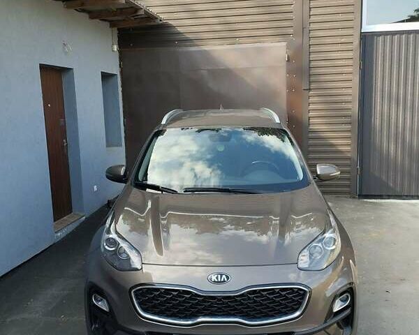 Киа Sportage, объемом двигателя 1.6 л и пробегом 196 тыс. км за 19900 $, фото 2 на Automoto.ua