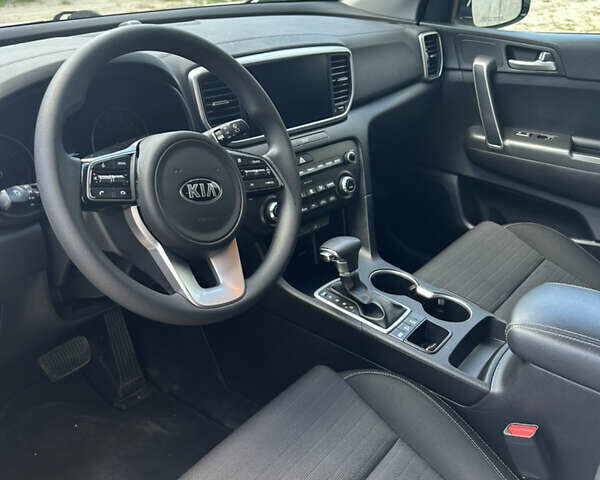 Киа Sportage, объемом двигателя 2.36 л и пробегом 98 тыс. км за 18400 $, фото 11 на Automoto.ua