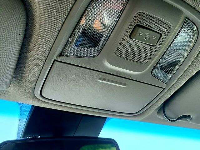 Кіа Sportage, об'ємом двигуна 1.6 л та пробігом 105 тис. км за 20000 $, фото 5 на Automoto.ua