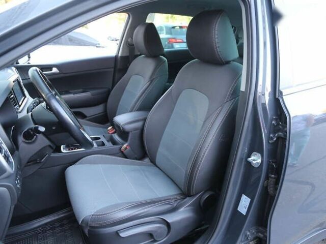 Киа Sportage, объемом двигателя 1.6 л и пробегом 90 тыс. км за 19900 $, фото 8 на Automoto.ua