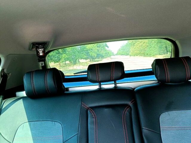 Кіа Sportage, об'ємом двигуна 1.6 л та пробігом 105 тис. км за 20000 $, фото 6 на Automoto.ua