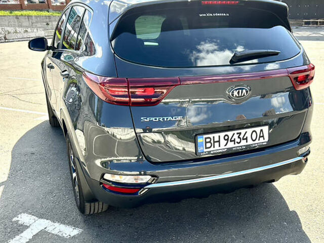 Киа Sportage, объемом двигателя 1.59 л и пробегом 28 тыс. км за 20000 $, фото 7 на Automoto.ua