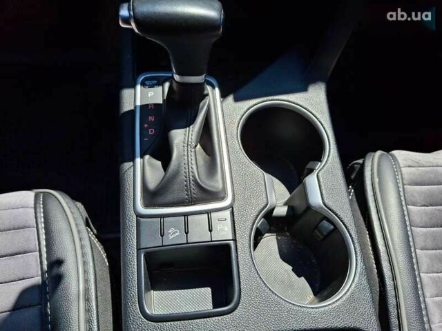 Кіа Sportage, об'ємом двигуна 1.6 л та пробігом 108 тис. км за 19200 $, фото 27 на Automoto.ua