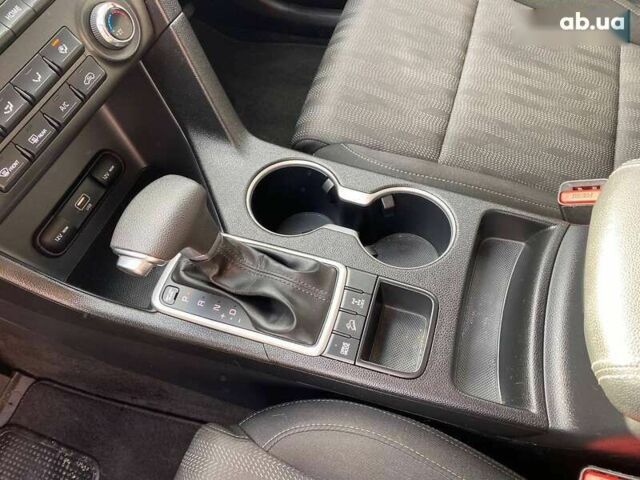 Киа Sportage, объемом двигателя 2.4 л и пробегом 98 тыс. км за 16500 $, фото 16 на Automoto.ua