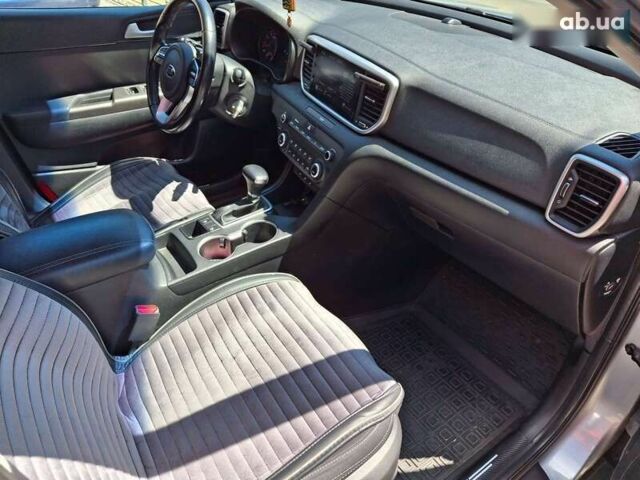 Кіа Sportage, об'ємом двигуна 1.6 л та пробігом 108 тис. км за 19200 $, фото 28 на Automoto.ua