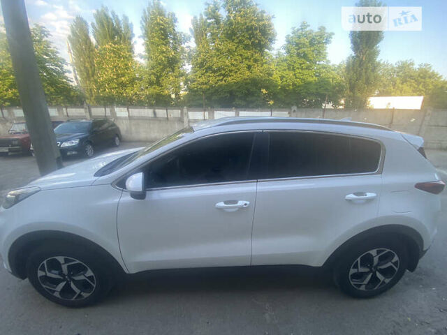 Киа Sportage, объемом двигателя 1.59 л и пробегом 62 тыс. км за 20500 $, фото 6 на Automoto.ua